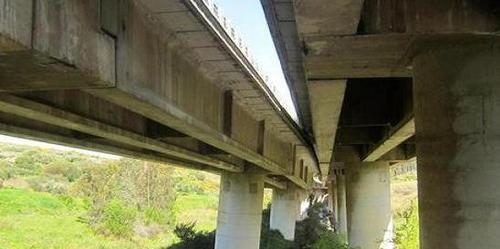 Crollo del ponte, M5S: “Subito alternative, la Sicilia è spaccata in due”