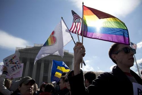 Nozze gay: negli USA ora sono realtà, il Pd si dia una mossa