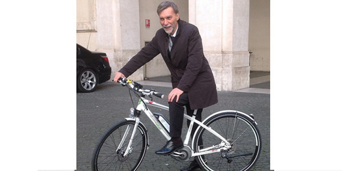 Mobilità, ora il ciclo-ministro Delrio dimostri un interesse vero per le bici