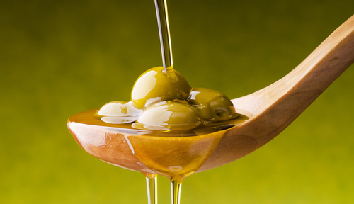 Olio d’oliva, NO ai diktat dell’Europa