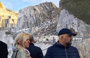 Sulle cave di Carrara i riflettori restino accesi