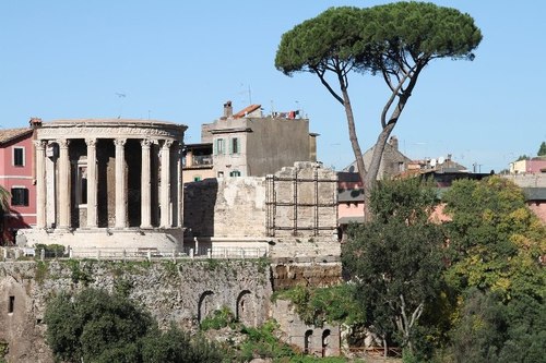 Cultura: Renzi lancia misure spot ma intanto distrugge il patrimonio