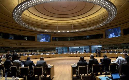 Renzi in UE: M5S dice NO alle sanzioni alla Russia, NO agli accordi con la Turchia