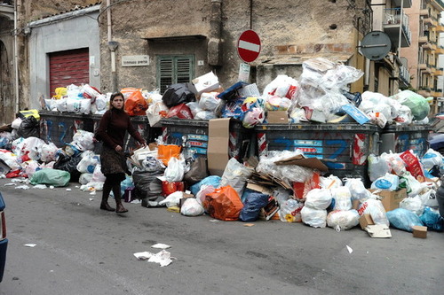 Question Time: rifiuti in Sicilia, Crocetta inadempiente