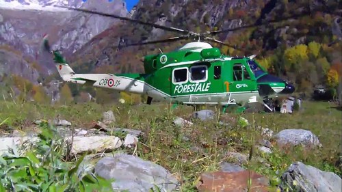 Emergenza terremoto-maltempo: la burocrazia tiene a terra elicotteri della Forestale