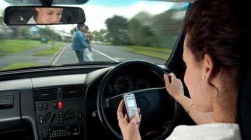 Sicurezza stradale, avanti con linea dura per uso telefonino