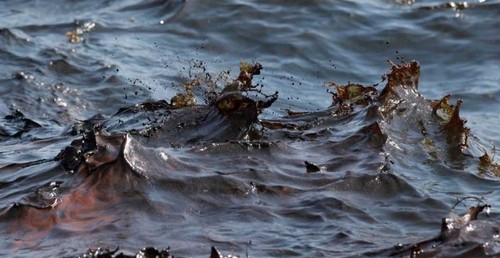 Ambiente: grave acqua contaminata da petrolio in Basilicata, colpevoli paghino