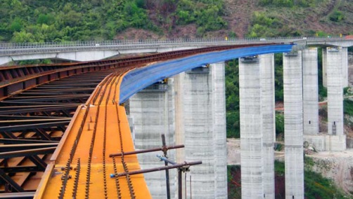Infrastrutture: Bene impegno De Micheli per opere davvero utili al Paese